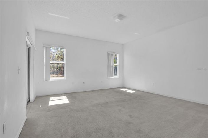 Image No.8-Maison de 4 chambres à vendre à Saint John