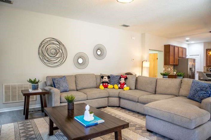 Image No.13-6 Bed House for sale