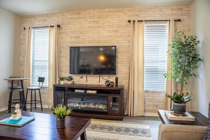 Image No.44-6 Bed House for sale