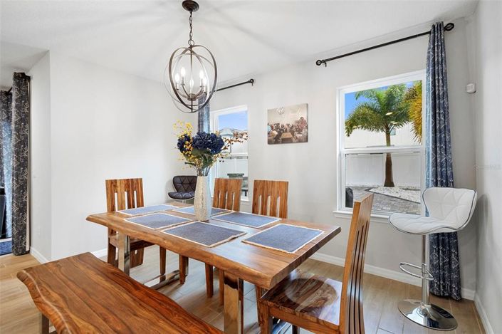 Image No.11-4 Bed House for sale