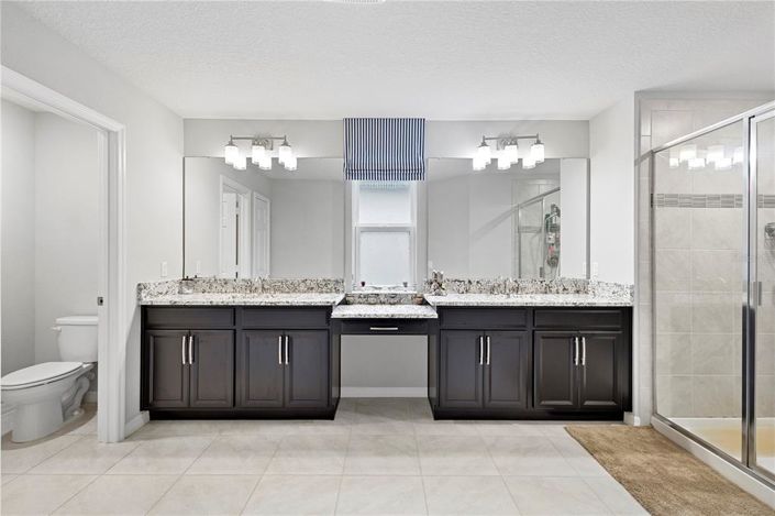 Image No.20-4 Bed House for sale