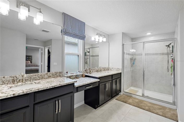 Image No.21-4 Bed House for sale