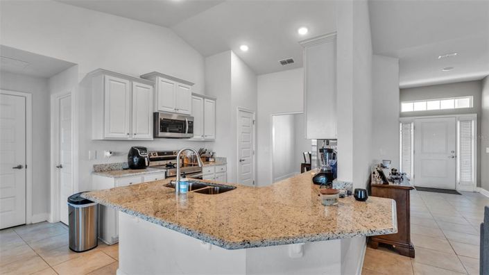 Image No.10-4 Bed House for sale