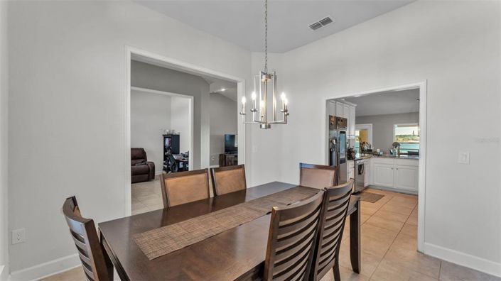 Image No.15-4 Bed House for sale