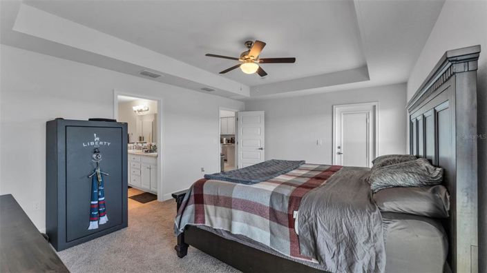 Image No.18-4 Bed House for sale