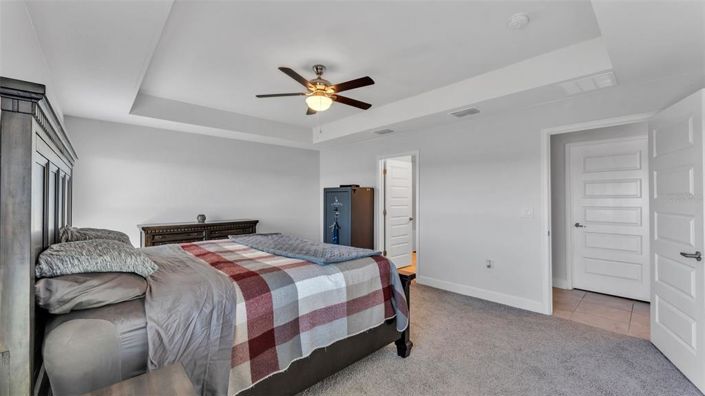 Image No.19-4 Bed House for sale