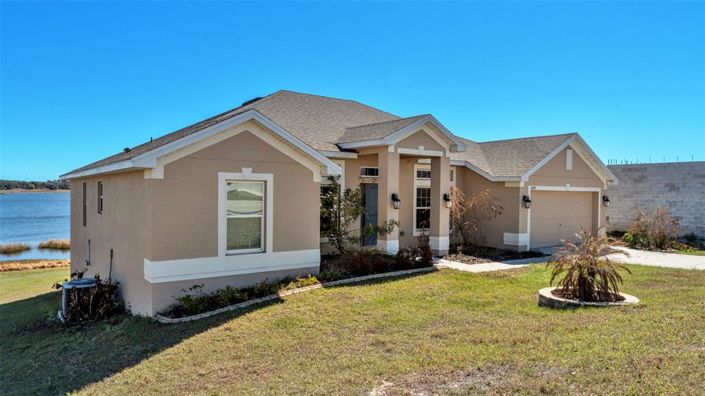 Image No.2-4 Bed House for sale