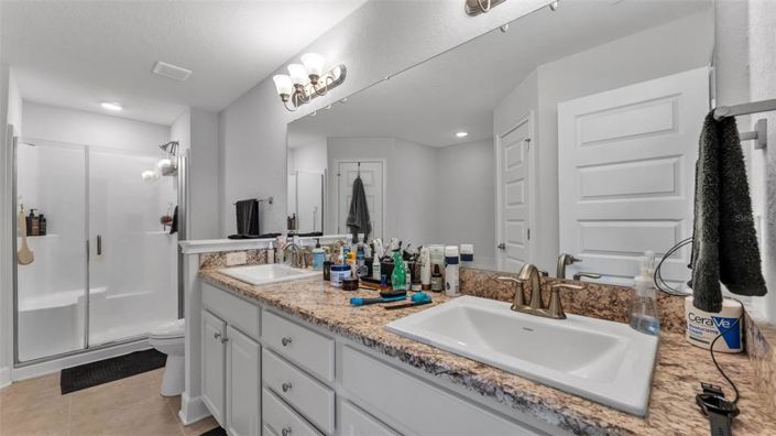 Image No.20-4 Bed House for sale