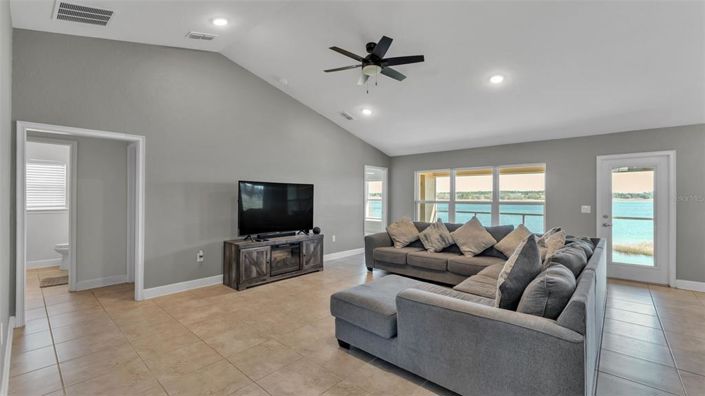 Image No.4-4 Bed House for sale