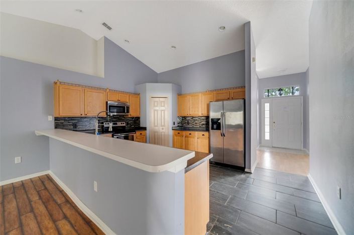 Image No.8-3 Bed House for sale