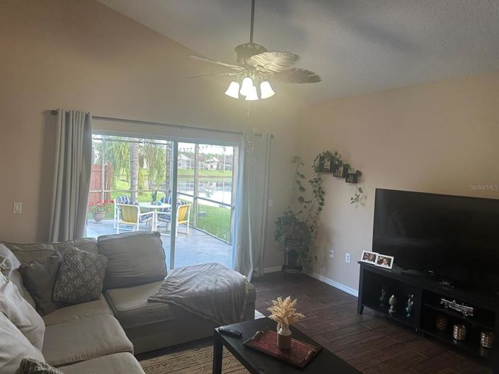 Image No.4-Maison de 4 chambres à vendre à Saint John