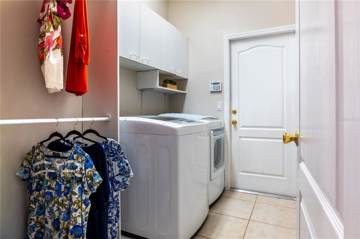 Image No.25-4 Bed House for sale