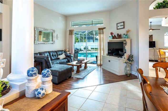 Image No.29-4 Bed House for sale