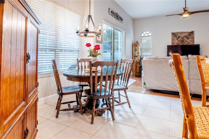 Image No.37-4 Bed House for sale