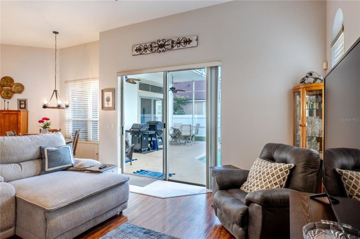 Image No.42-4 Bed House for sale