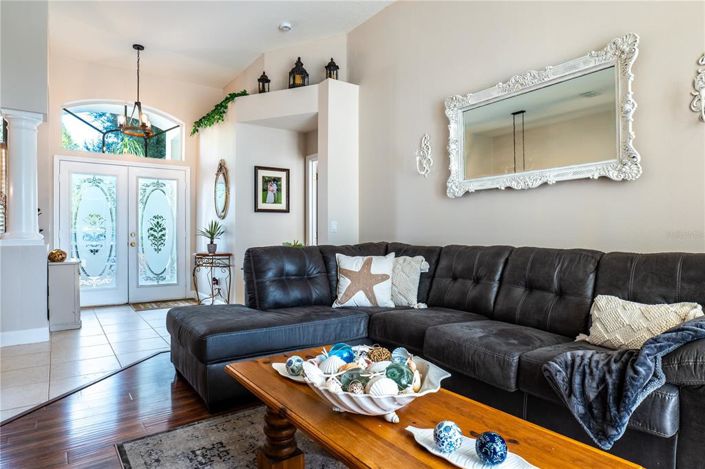 Image No.9-4 Bed House for sale