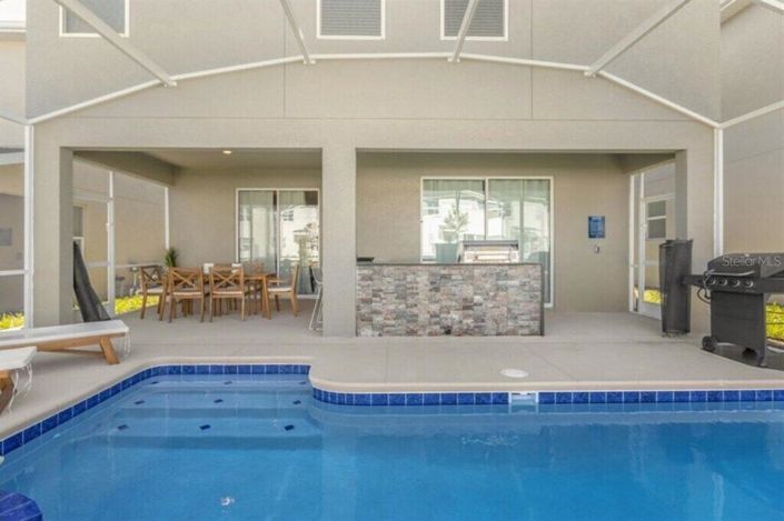 Image No.17-6 Bed House for sale