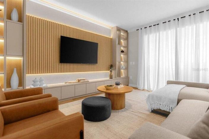 Image No.5-6 Bed House for sale