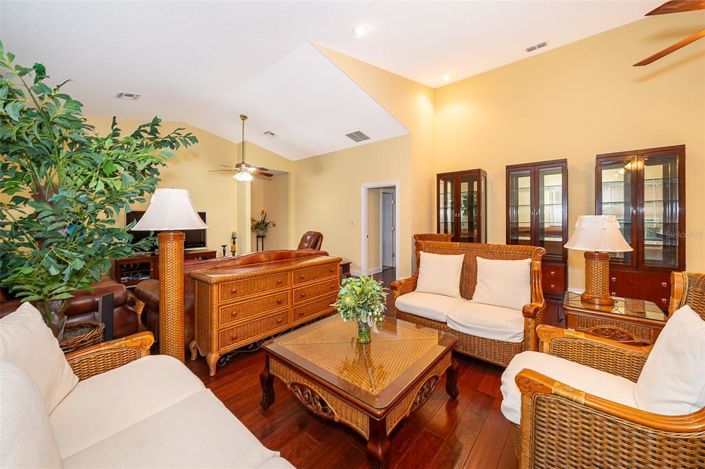 Image No.17-Maison de 4 chambres à vendre à Saint John