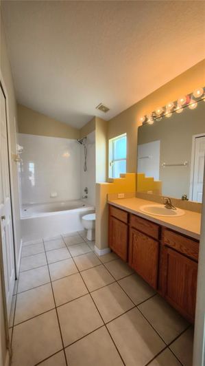 Image No.4-Maison de 4 chambres à vendre à Saint John