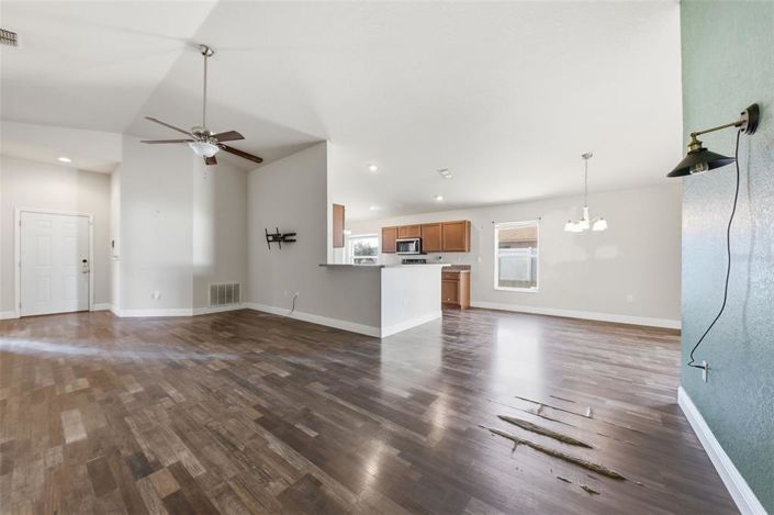 Image No.6-Maison de 4 chambres à vendre à Saint John