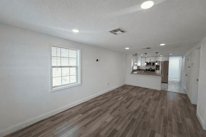 Image No.3-Maison de 3 chambres à vendre à Saint John