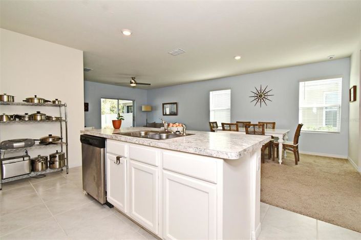 Image No.15-5 Bed House for sale