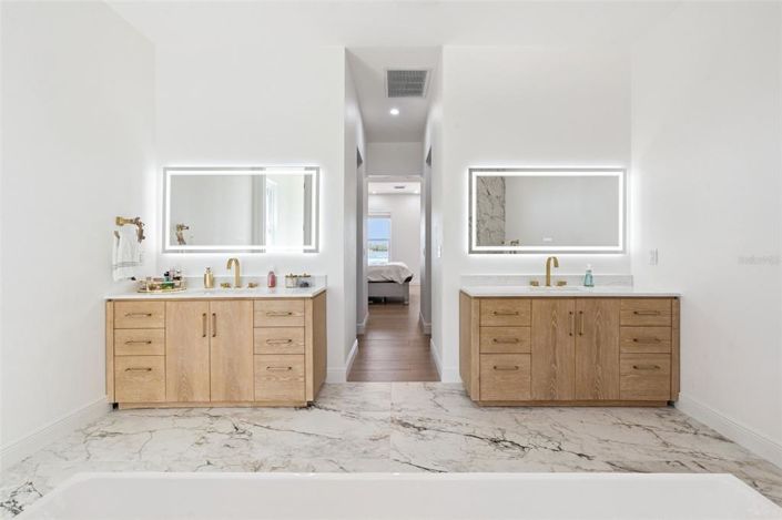 Image No.21-Maison de 4 chambres à vendre à Saint John