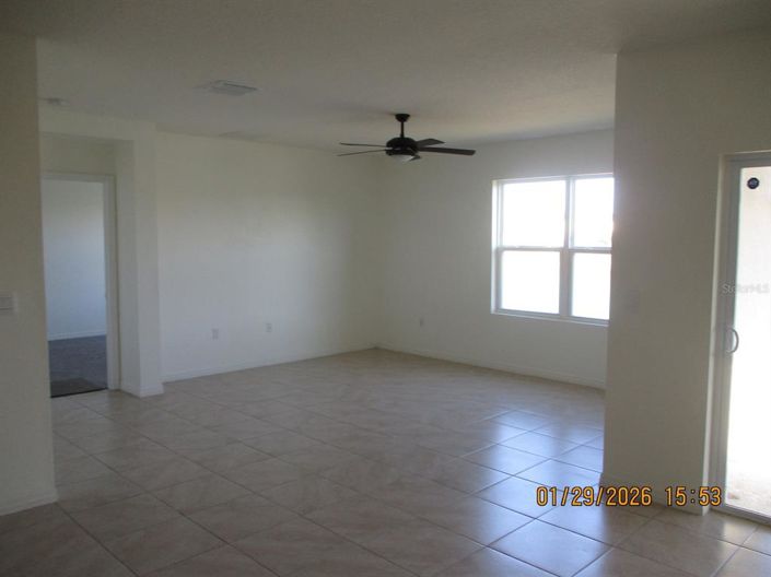 Image No.7-Maison de 4 chambres à vendre à Saint John