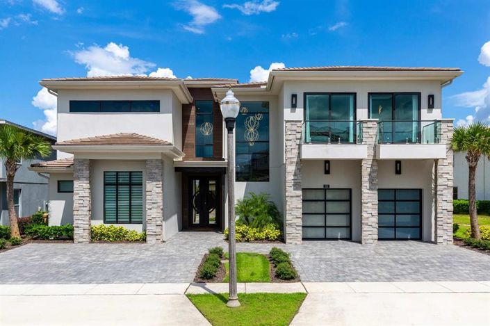 Image No.2-Maison de 9 chambres à vendre à Saint John