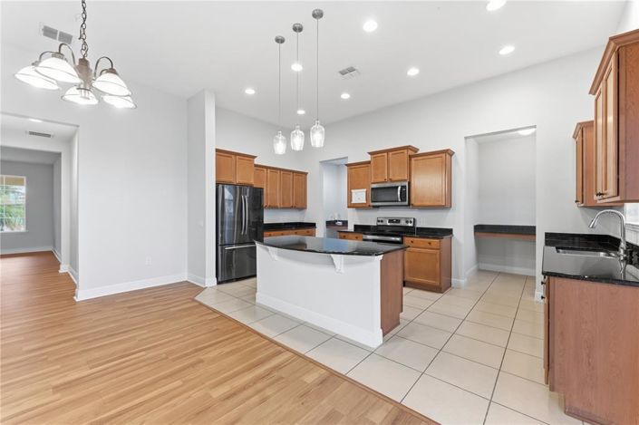 Image No.10-Maison de 4 chambres à vendre à Saint John