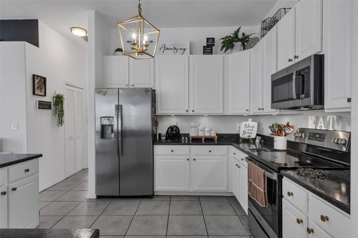 Image No.14-3 Bed House for sale