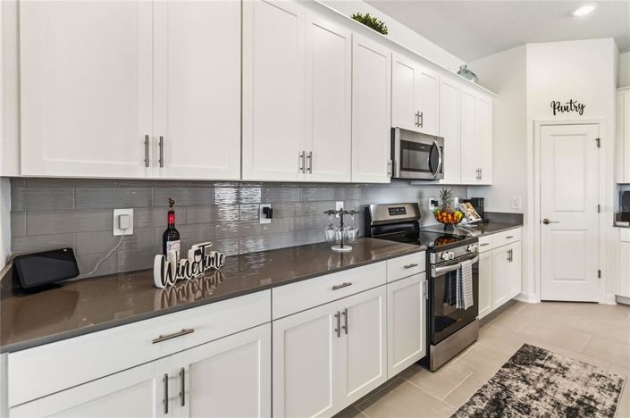 Image No.12-4 Bed House for sale