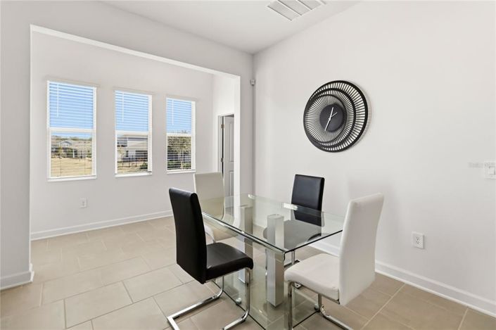 Image No.15-4 Bed House for sale