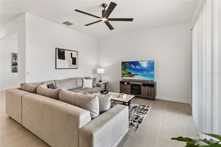 Image No.7-4 Bed House for sale