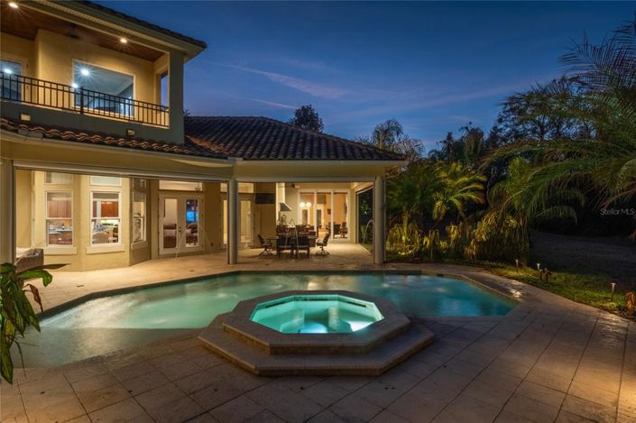 Image No.37-5 Bed House for sale