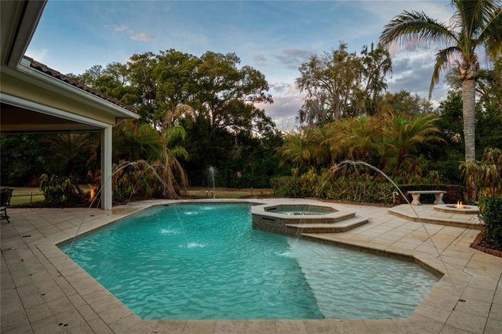 Image No.39-5 Bed House for sale