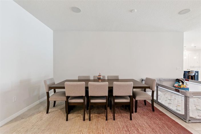 Image No.10-4 Bed House for sale