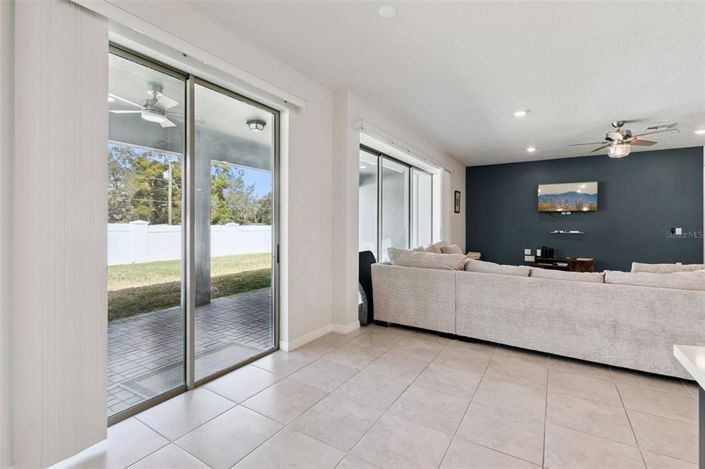 Image No.14-4 Bed House for sale