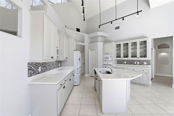 Image No.12-4 Bed House for sale