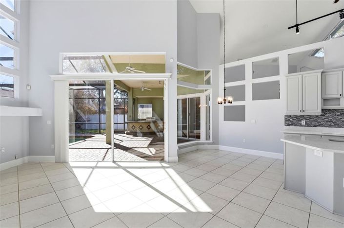 Image No.18-4 Bed House for sale