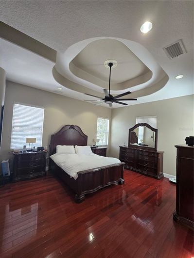 Image No.12-4 Bed House for sale