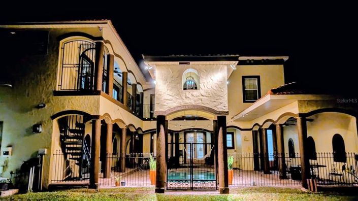 Image No.2-4 Bed House for sale