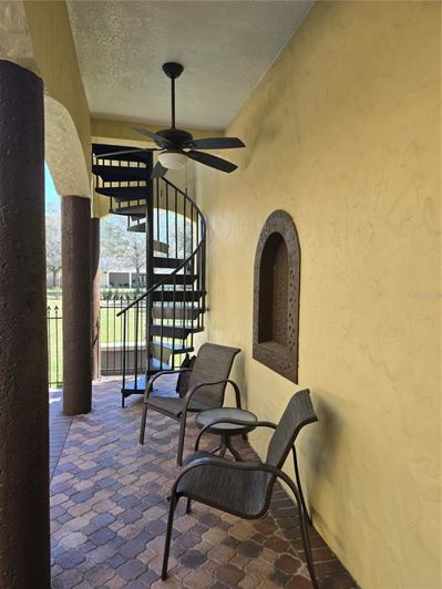 Image No.25-4 Bed House for sale