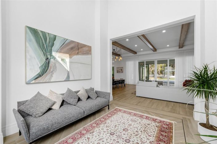 Image No.2-Maison de 5 chambres à vendre à Saint John