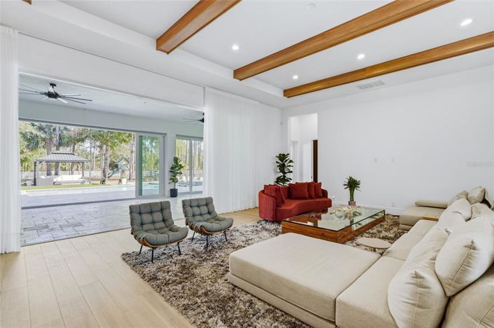 Image No.3-Maison de 5 chambres à vendre à Saint John