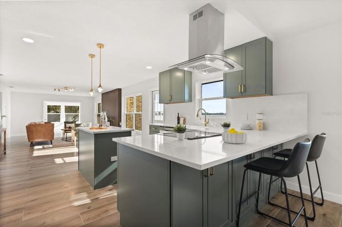 Image No.13-3 Bed House for sale