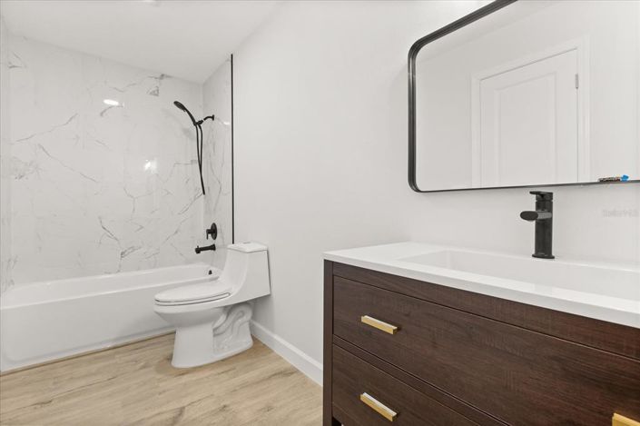 Image No.29-3 Bed House for sale