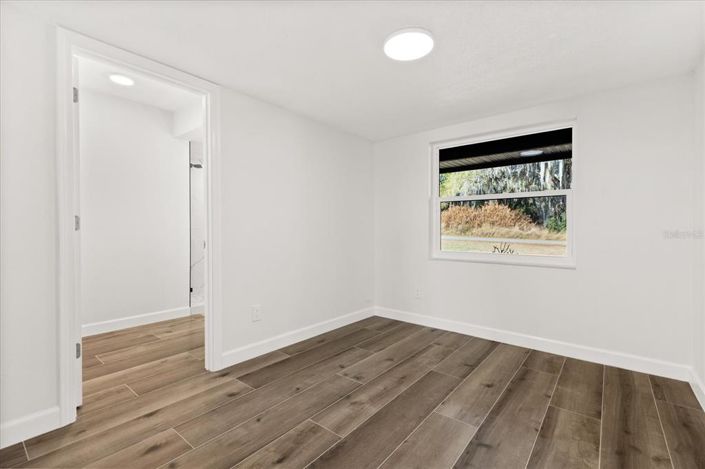 Image No.30-3 Bed House for sale