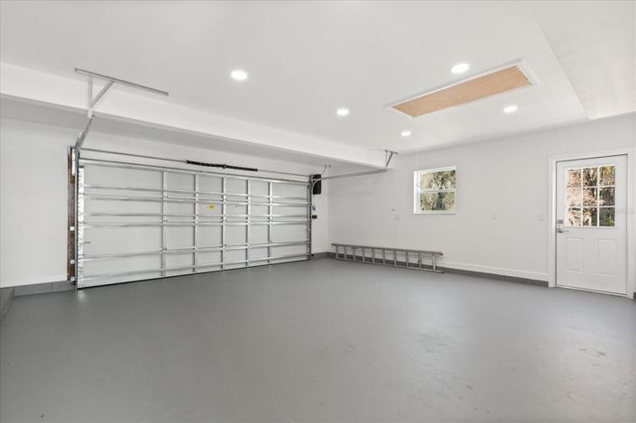 Image No.43-3 Bed House for sale